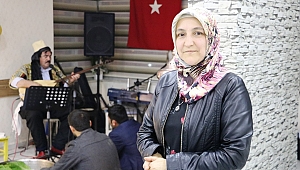 GİRİŞİMCİ KADIN KEBAPÇIDAN TÜRKÜ GECESİ 