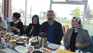 MÜDÜRLER DERNEĞİ’NDEN ANLAMLI TOPLANTI