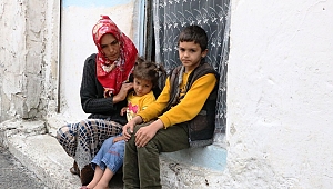 4 ÇOCUK ANNESİ KADININ YARDIM ÇIĞLIĞI 