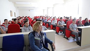 AKEDAŞ ÖĞRENCİLERE İŞ SAĞLIĞININ ÖNEMİNİ ANLATTI 