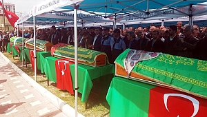 KAZADA ÖLEN 5 KİŞİ SON YOLCULUKLARINA UĞURLANDI 