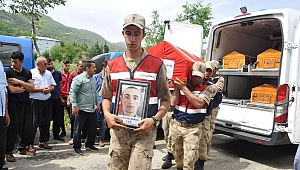 ÖLÜ BULUNAN ASKER TOPRAĞA VERİLDİ 