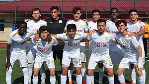 U19 TÜRKİYE ŞAMPİYONASINDA SON 4’E KALDI 