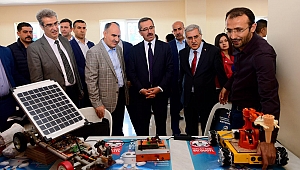 ULUSLARARASI KAHRAMANMARAŞ 2. ROBOT YARIŞMASI BAŞLADI