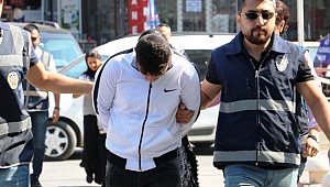 ÇALDIĞI PARAYI 10 GÜN İÇİNDE ÖDEYECEĞİNİ SÖYLEYİNCE SERBEST BIRAKILDI 