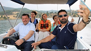 İL MÜDÜRLÜĞÜ İDARECİLERİ SU SPORLARI MERKEZİNDE BİR ARAYA GELDİ