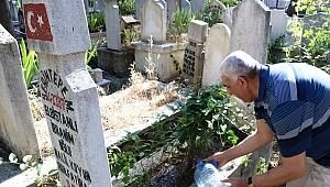 KAHRAMANMARAŞLILARIN MEZARLIK ZİYARETİ 