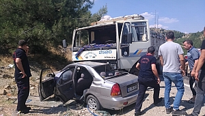 KAMYON İLE OTOMOBİLİN ÇARPIŞTIĞI KAZADA POLİS MEMURU HAYATINI KAYBETTİ.