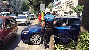 YAYA GEÇİDİNİ YOL SANDI 