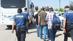 FETÖ’NÜN TSK YAPILANMASINA OPERASYON: 33 GÖZALTI 