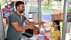 GİZEMLİ HAYIRSEVER VERESİYE DEFTERİNDEKİ BORCU TEK KALEMDE ÖDEDİ 