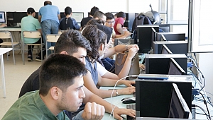 KAHRAMANMARAŞ’TA MOBİL UYGULAMA YAZILIM KURSU AÇILDI 