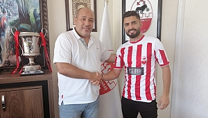 KAHRAMANMARAŞSPOR 4 FUTBOLCUYU KADROSUNA KATTI 