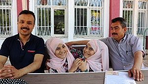 SİYAM İKİZLERİ TERCİH YAPAMADI 