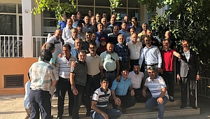 VAKIFLAR YURDU MEZUNLARI BİR ARAYA GELDİ