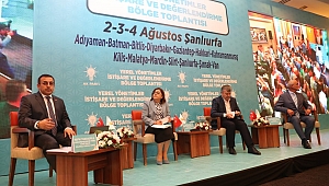 AK BAŞKANLAR DENEYİMLERİNİ PAYLAŞTI 