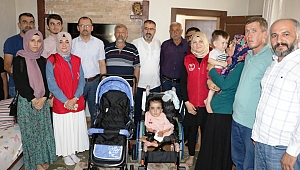 CAM KEMİK HASTASI KARDEŞLERİN YÜZÜ MAVİ KAPAKLA GÜLDÜ 