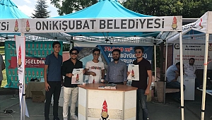 KSÜ’DE ONİKİŞUBAT BELEDİYESİ STANDI’NA YOĞUN İLGİ