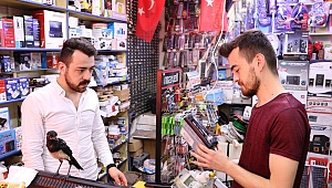 YARALI KARGA İŞ HANININ MASKOTU OLDU 