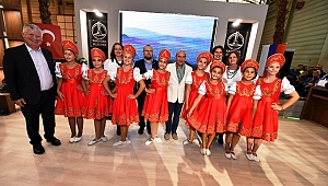 BAŞKAN SOYER FUAR’DA İZMİR TURU ATTI