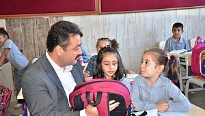 ELBİSTAN BELEDİYESİ'NDEN 3 BİN ÖĞRENCİYE EĞİTİM SETİ HEDİYESİ