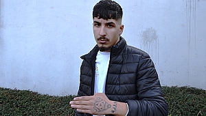 ELİNDE TÜRK BAYRAĞI DÖVMESİ BULUNAN TÜRK GENCİ OKULA ALINMIYOR!