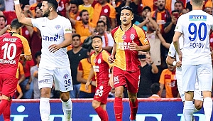 GALATASARAY'DA SAKATLIK! ÇENESİ KIRILDI