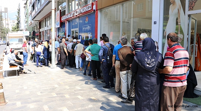 KAHRAMANMARAŞ’TA '65 YAŞ' KUYRUĞU!
