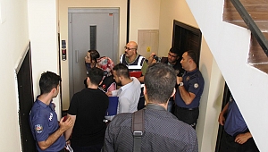 KAHRAMANMARAŞ’TA GÜNÜBİRLİK DAİRELER MERCEK ALTINDA