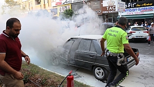 KAHRAMANMARAŞ'TA SEYİR HALİNDEKİ OTOMOBİL ALEV ALEV YANDI!