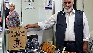 KİTAP FUARINDA BİR İLK: KİTAP ASKIDA!