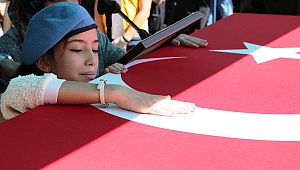 ŞEHİDİN KIZI EZGİ BEBEK: “AĞLAMAYACAĞIM BUGÜN SENİN DÜĞÜNÜN BABA”