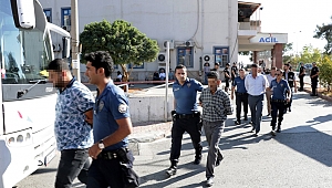 SİLAH KAÇAKÇILARINA 5 İLDE OPERASYON: 9 GÖZALTI!