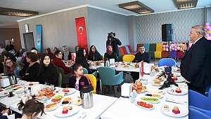 Başkan Mahçiçek, Öğretmenlerle Kahvaltı Programında Buluştu