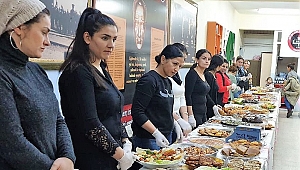Bayat Ekmekten 150 Çeşitli Yemek Ve Tatlı Yaptılar