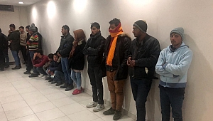Kahramanmaraş'ta 34 Kaçak Göçmen Yakalandı