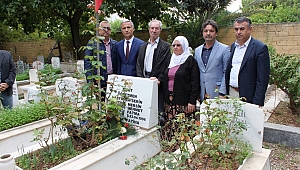 Şehit Öğretmen Hacı Ömer Serin Kabri Başında Anıldı