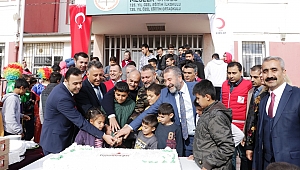 Hüsnü Şenlendirici'den Engelli Öğrencilere Moral