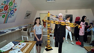 STEM Yeni Mucitlerle Yola Devam Ediyor