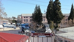 Depremde Hasar Gören Cezaevi Boşaltılıyor