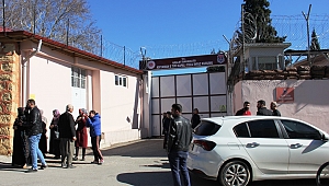 Depremde Hasar Gören Cezaevi Tamamen Boşaltıldı