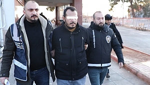 Tartıştığı Arkadaşını Bıçaklayarak Öldürdü