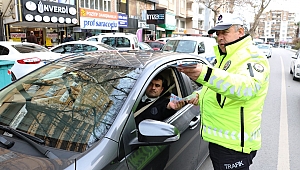 Yaya Ve Sürücülere Broşürlü Uyarı