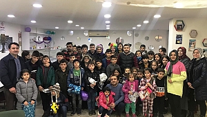  Yetim Ve Öksüz Çocuklara Sürpriz Hediye
