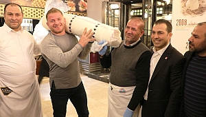 Başpehlivan Balaban, Maraş Dondurması Kesti