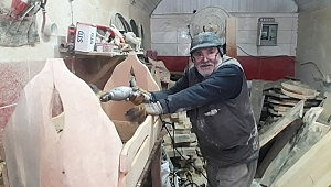 Dedesinden Miras Kalan Mesleği Sürdürüyor