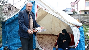 Deprem Korkusundan Çadırda Yaşamaya Başladılar