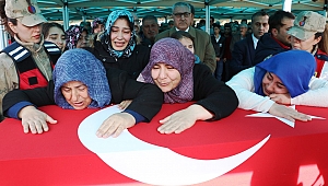 İdlib Şehidi Dualarla Son Yolculuğuna Uğurlandı