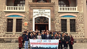 Kahramanmaraşlı Öğrenciler Başkenti Gezdi