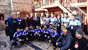 Şampiyon Güreşçiler Mutfak Müzesi’nde
